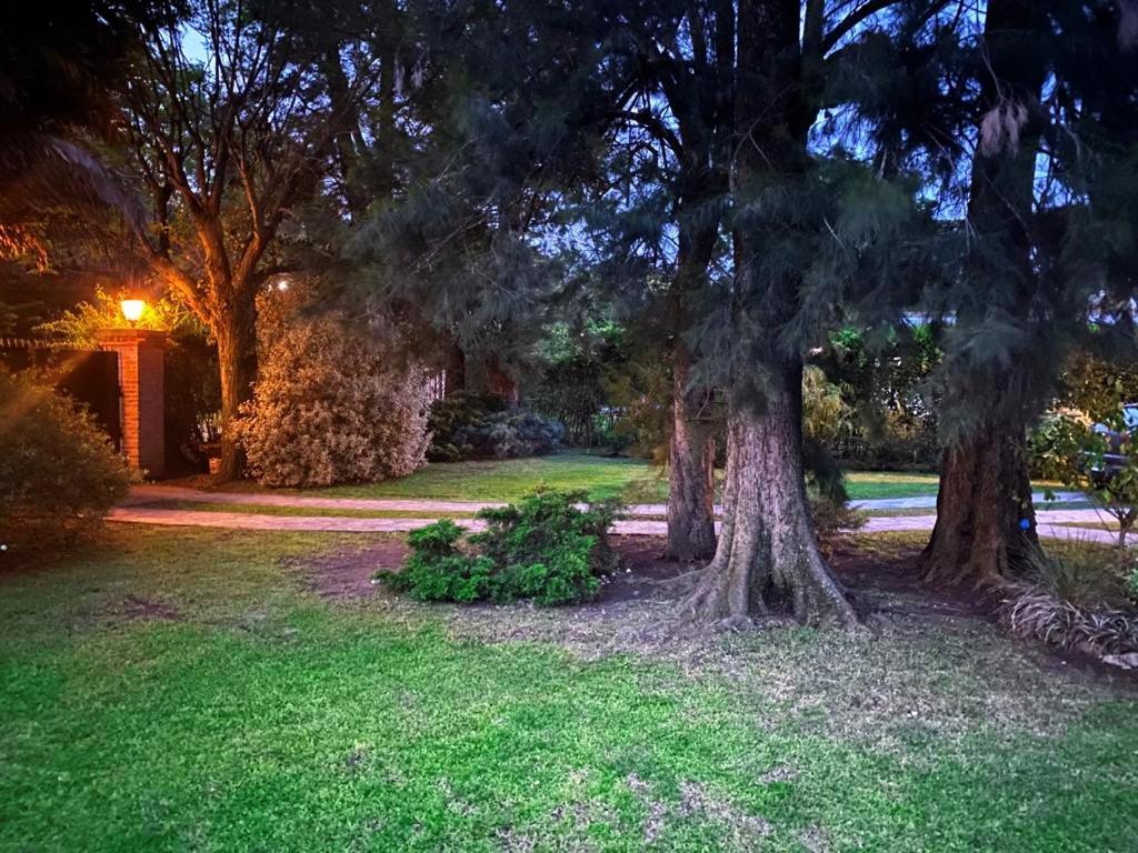 Ruda Lodge Exclusive Bed & Breakfast General Rodríguez エクステリア 写真