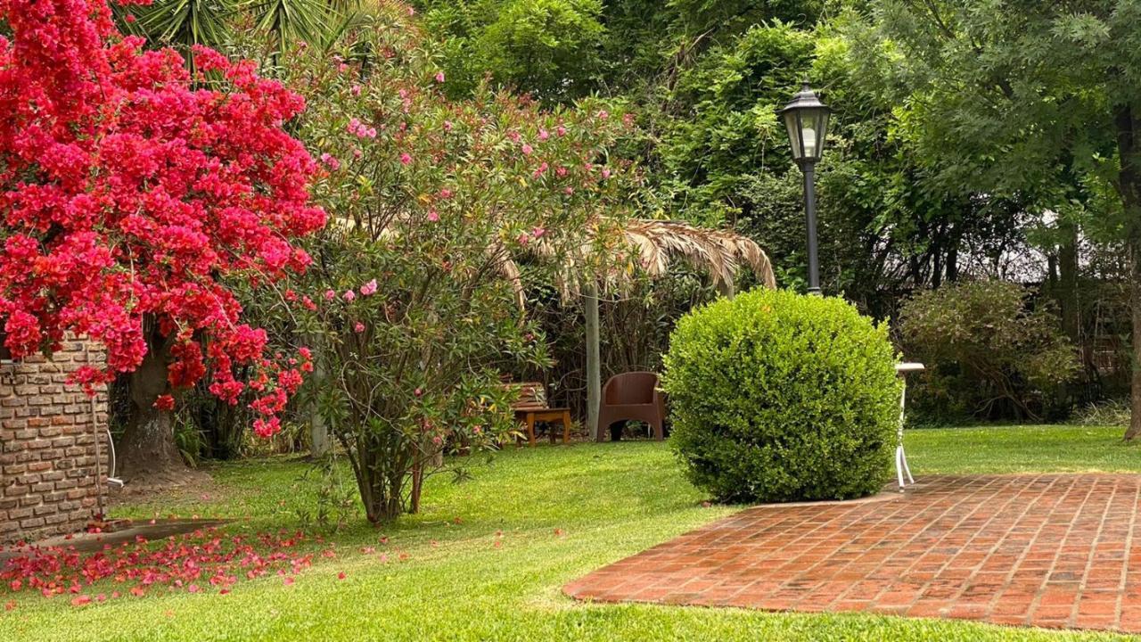 Ruda Lodge Exclusive Bed & Breakfast General Rodríguez エクステリア 写真